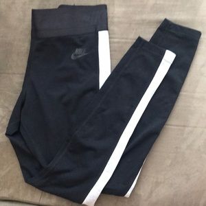 Nike 2 color legging